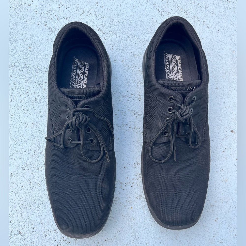 SKECHERS Men's Dress Knit Oxford Relaxed Fit Lace Up Black Shoes